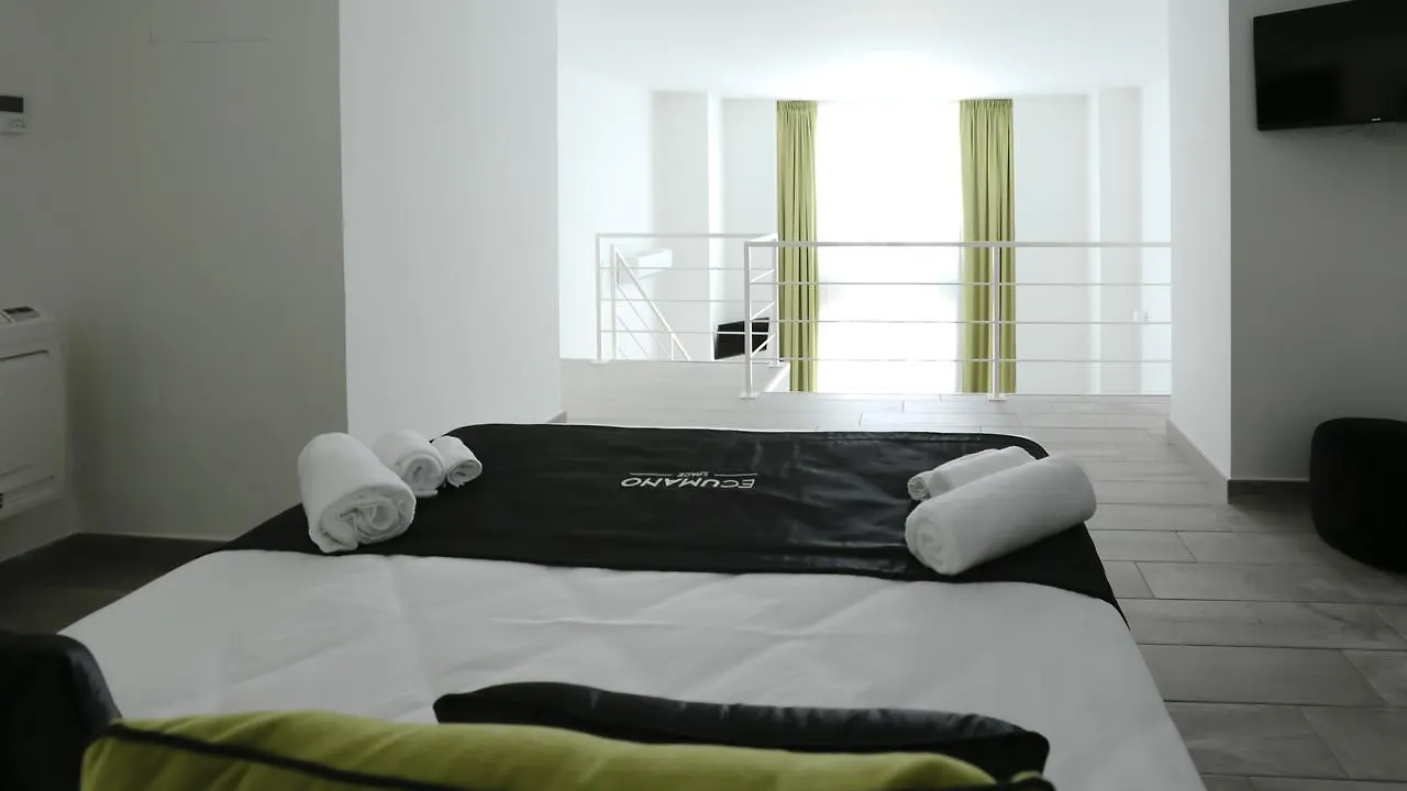Ecumano Space Naples Hotel