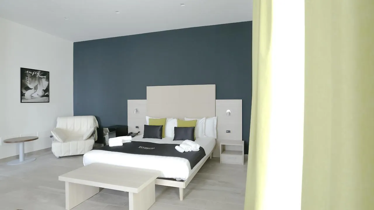 *** Hotel Ecumano Space Naples Italy